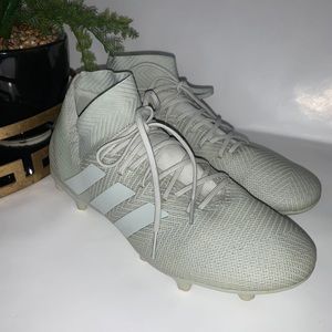ADIDAS Men’s NEMEZIZ 18.3 FG Soccer Cleats Size 10